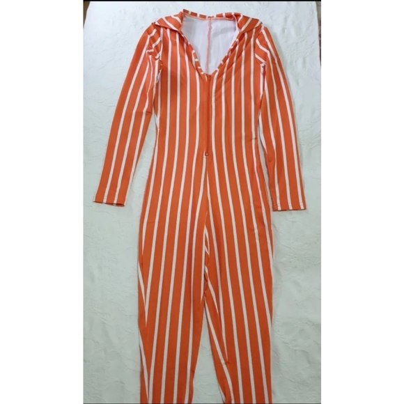 🤩PUSSYCAT SUIT🤩 - Picture 2 of 3